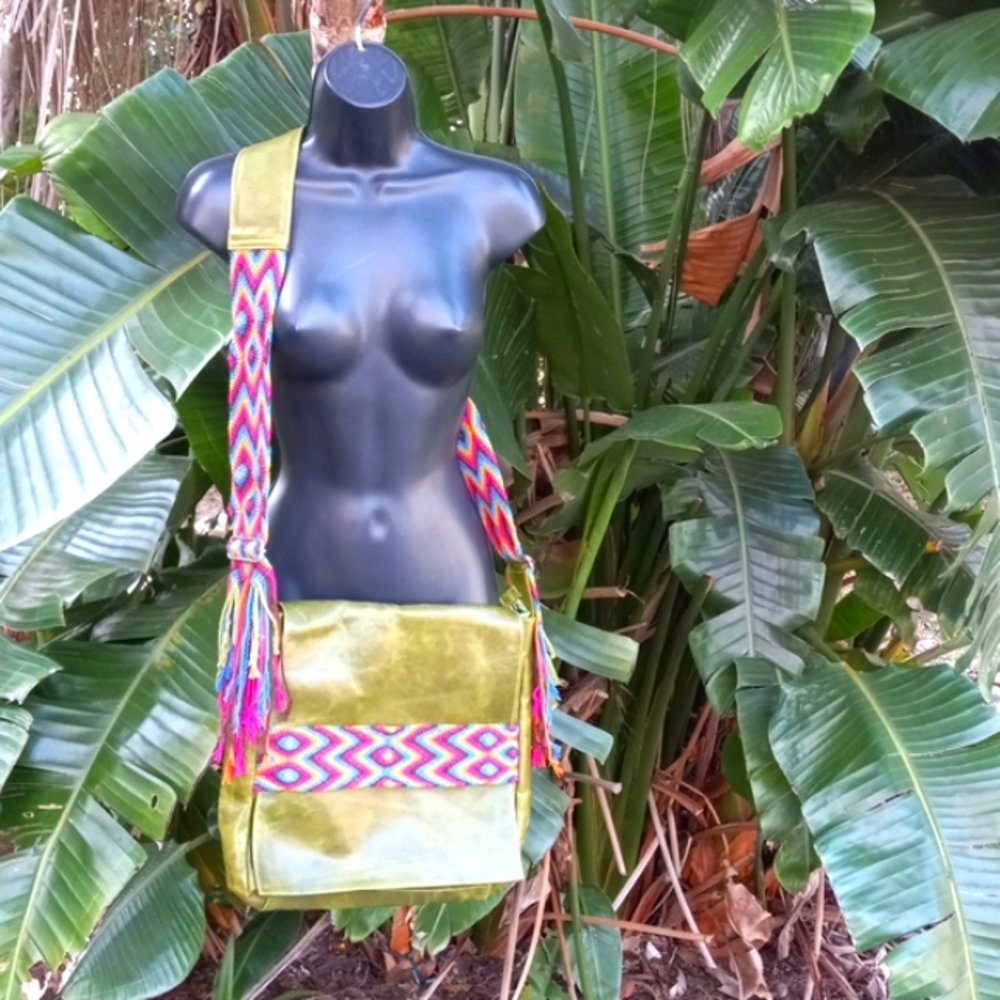Fabulous leather and macrame bag